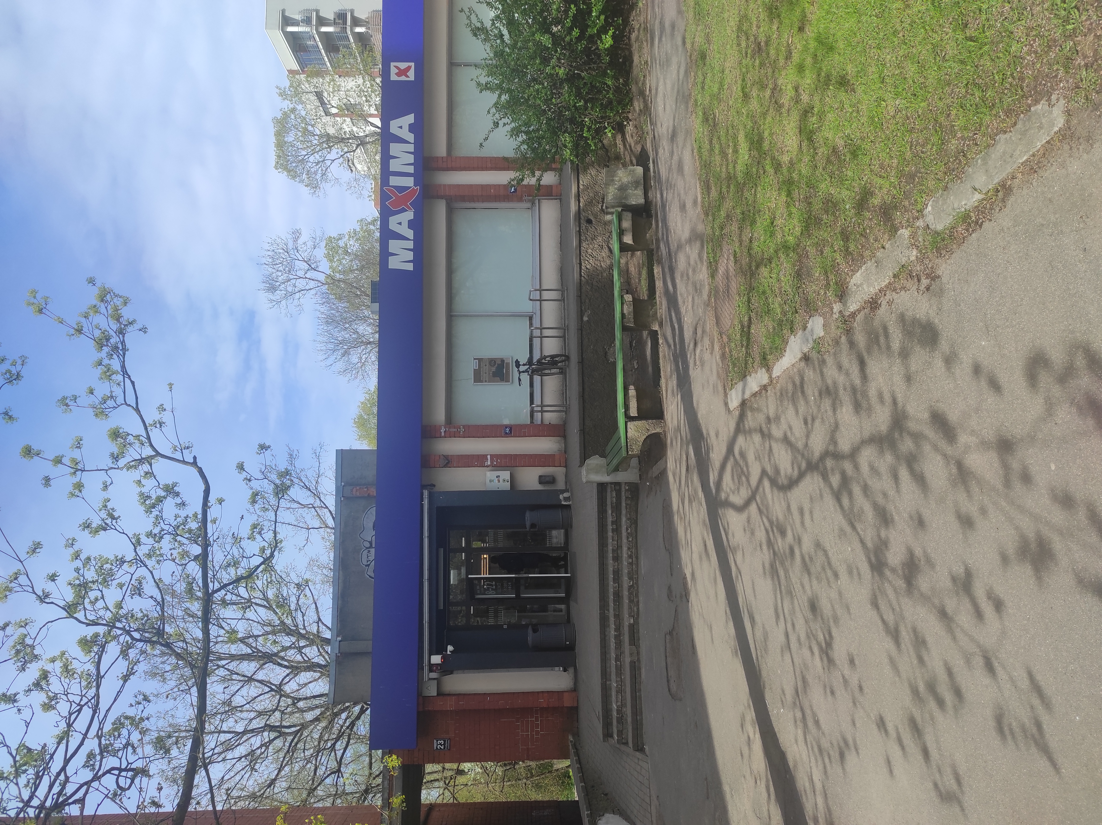 Store picture